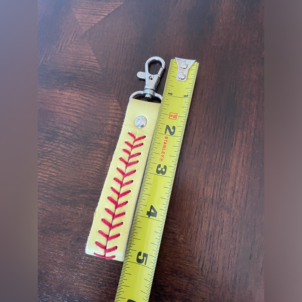 Baseball key chain - Picture 3 of 4